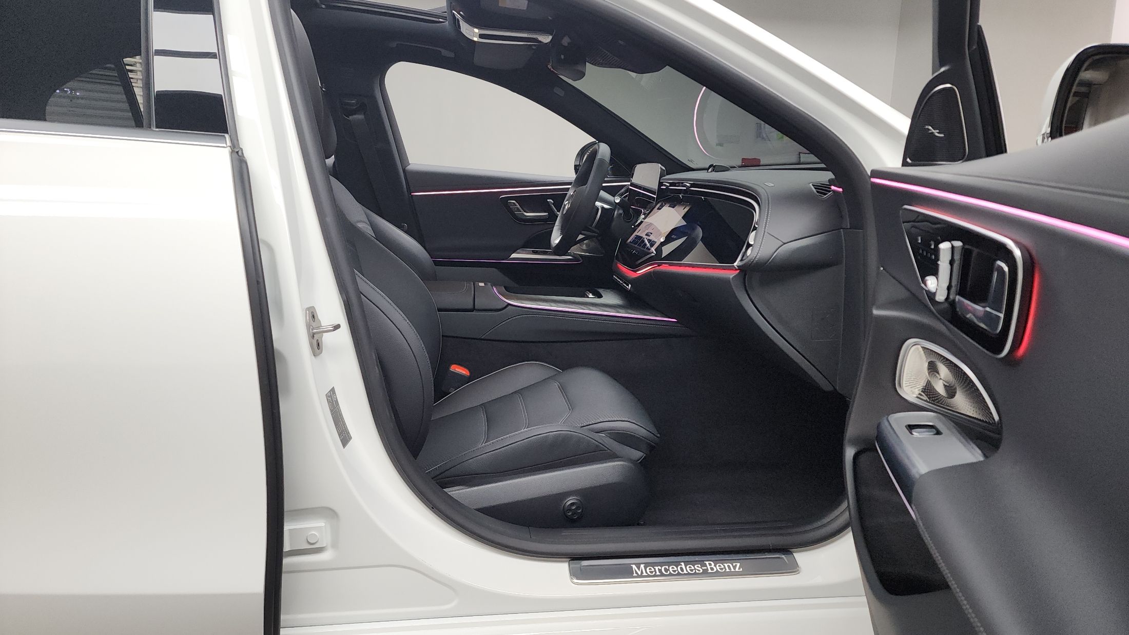MERCEDES BENZ E-CLASS W214