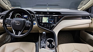 TOYOTA CAMRY XV70 2018