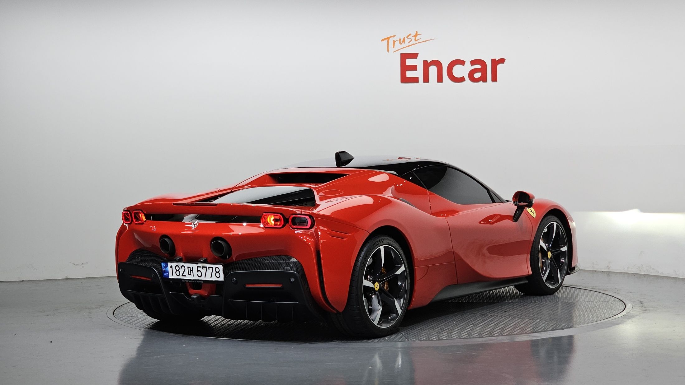 FERRARI SF90 STRADALE 2023