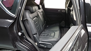 SSANGYONG REXTON G4 2017