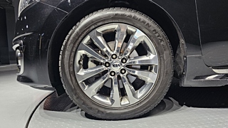 KIA CARNIVAL 2016