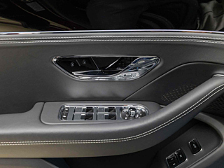 BENTLEY FLYING SPUR 2024