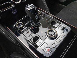 BENTLEY FLYING SPUR 2024