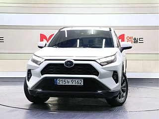 TOYOTA RAV4 2024