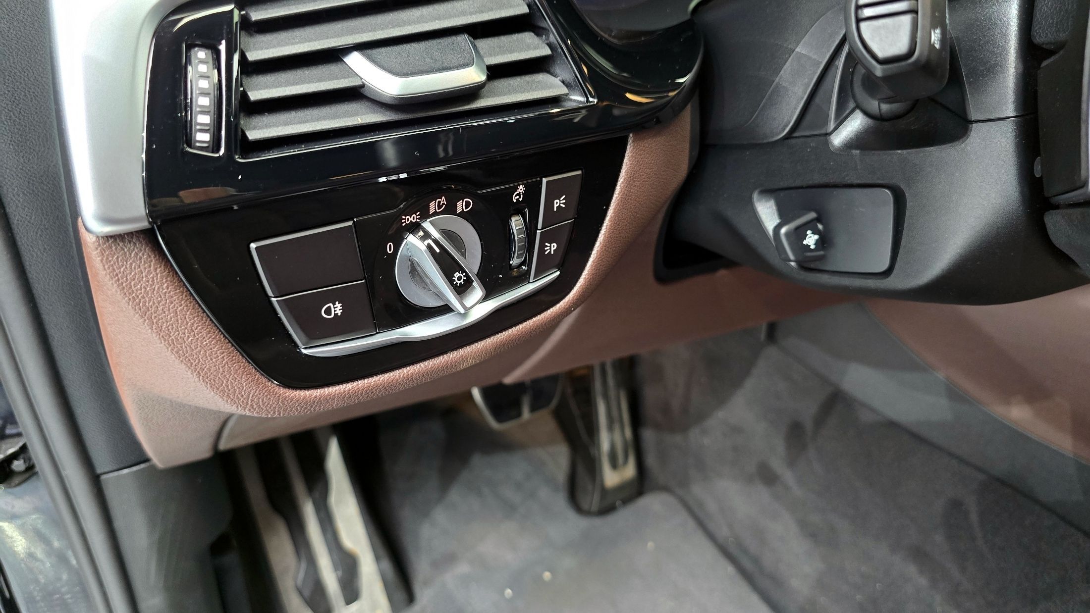 BMW 6-SERIES GT G32
