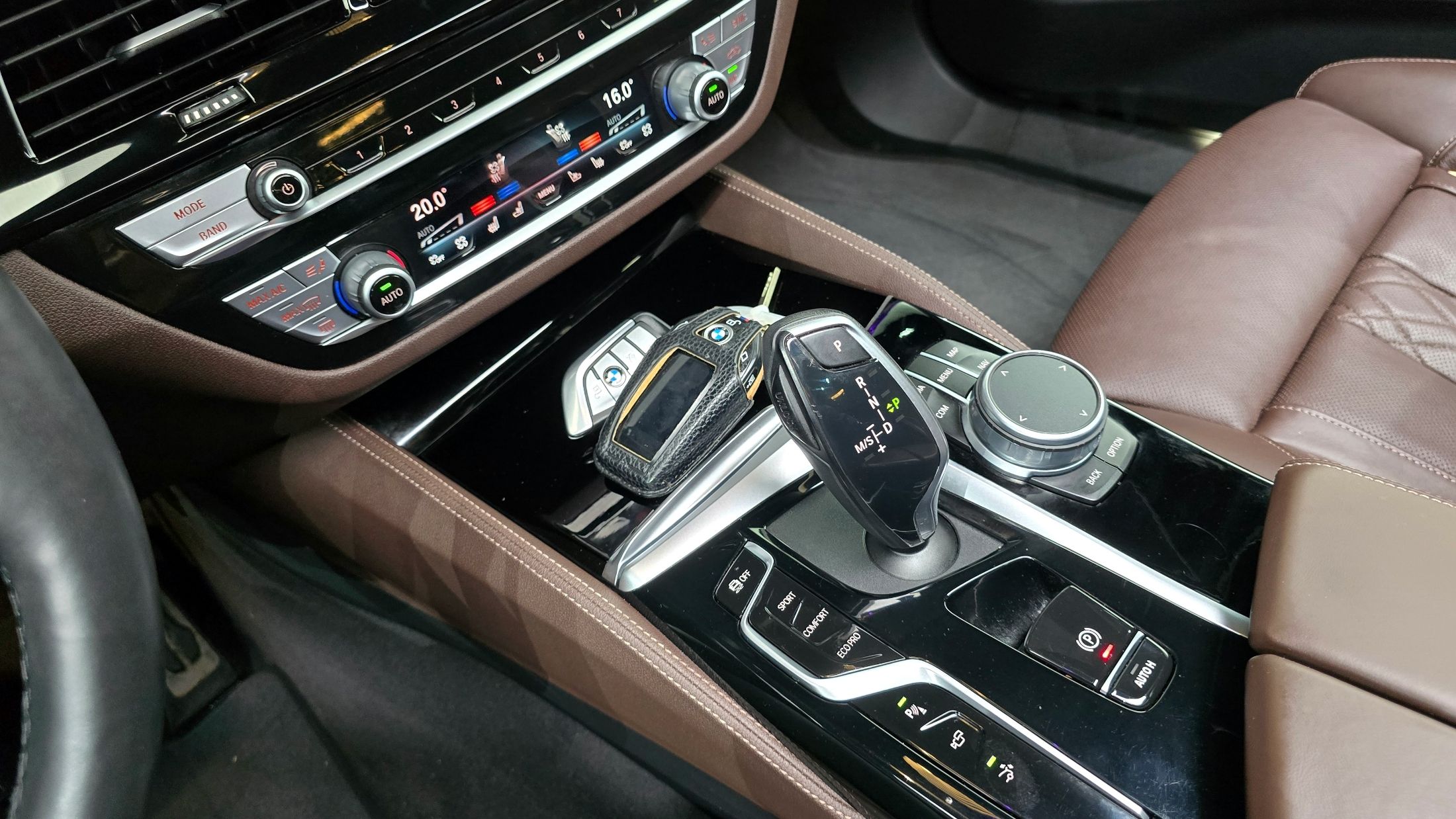 BMW 6-SERIES GT G32