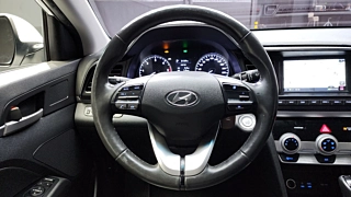 HYUNDAI AVANTE AD 2019