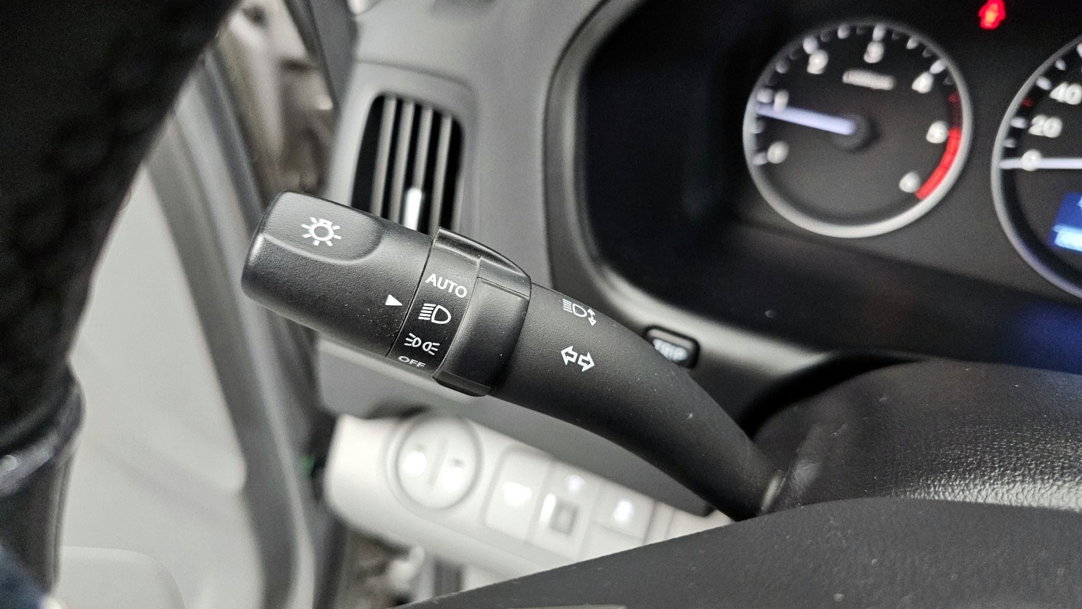 HYUNDAI STAREX GRAND 2021