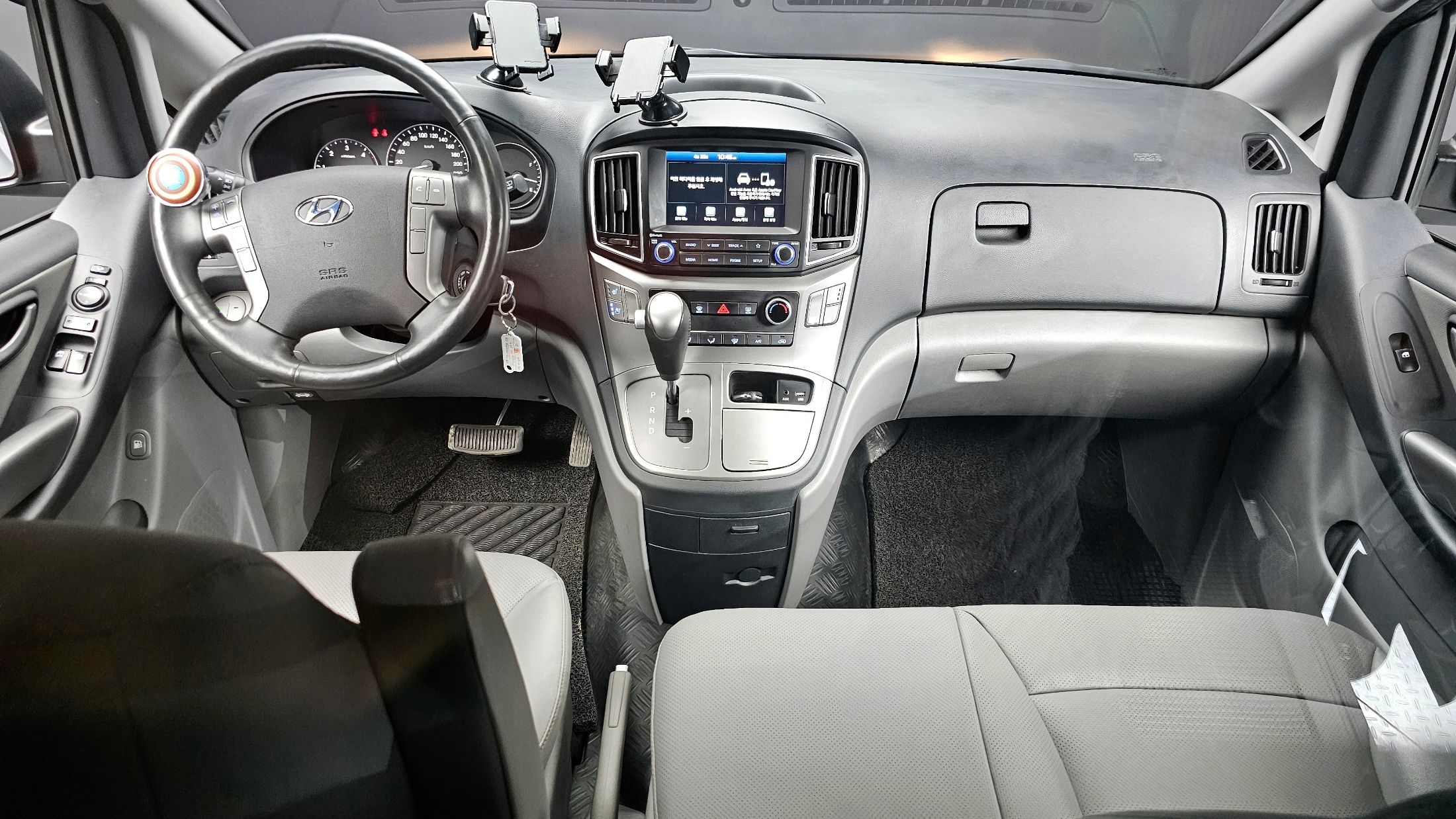 HYUNDAI STAREX GRAND 2021