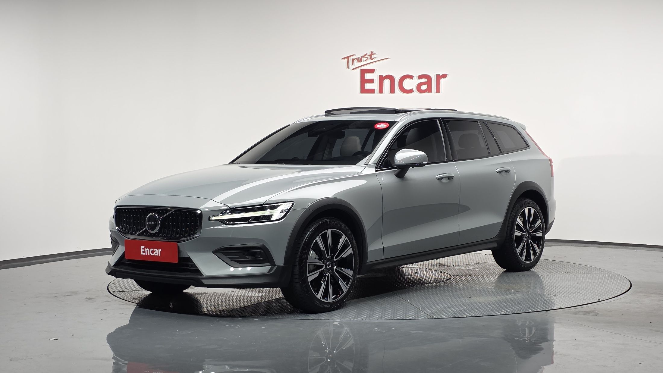 VOLVO V60 CROSS COUNTRY 2024
