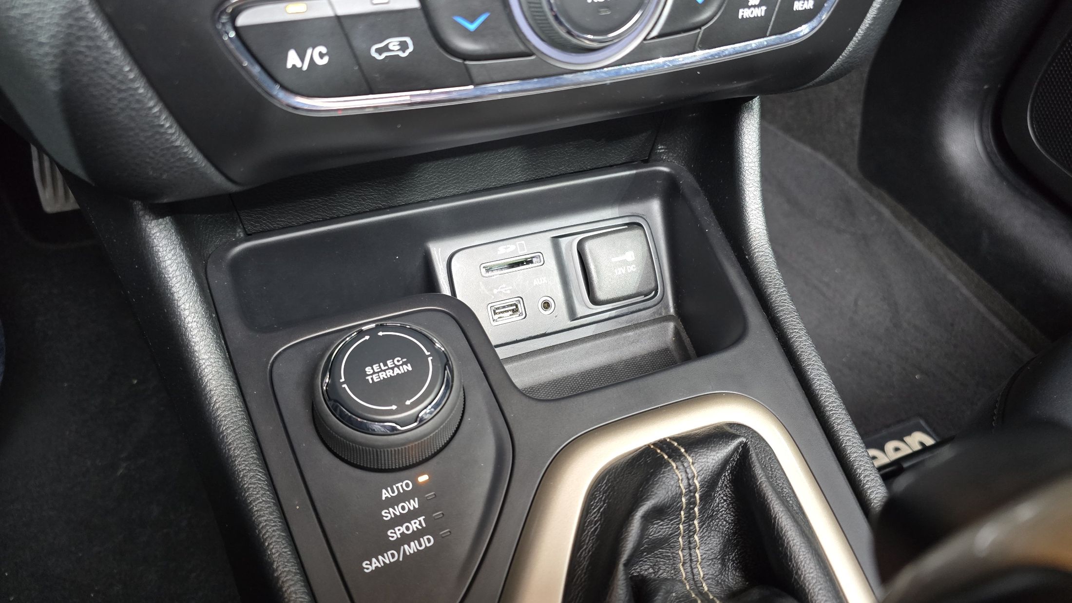 JEEP CHEROKEE KL 2015