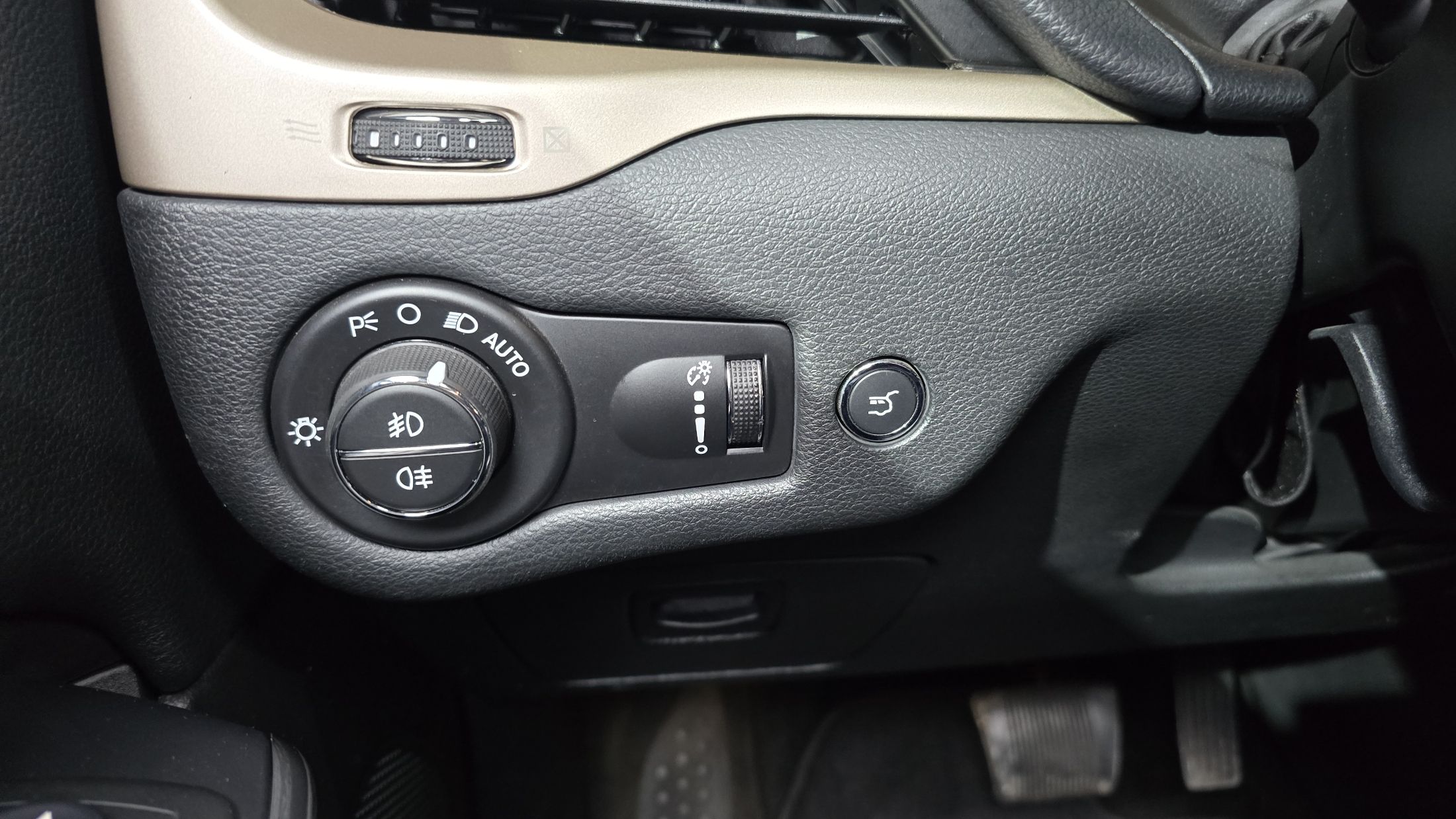 JEEP CHEROKEE KL 2015