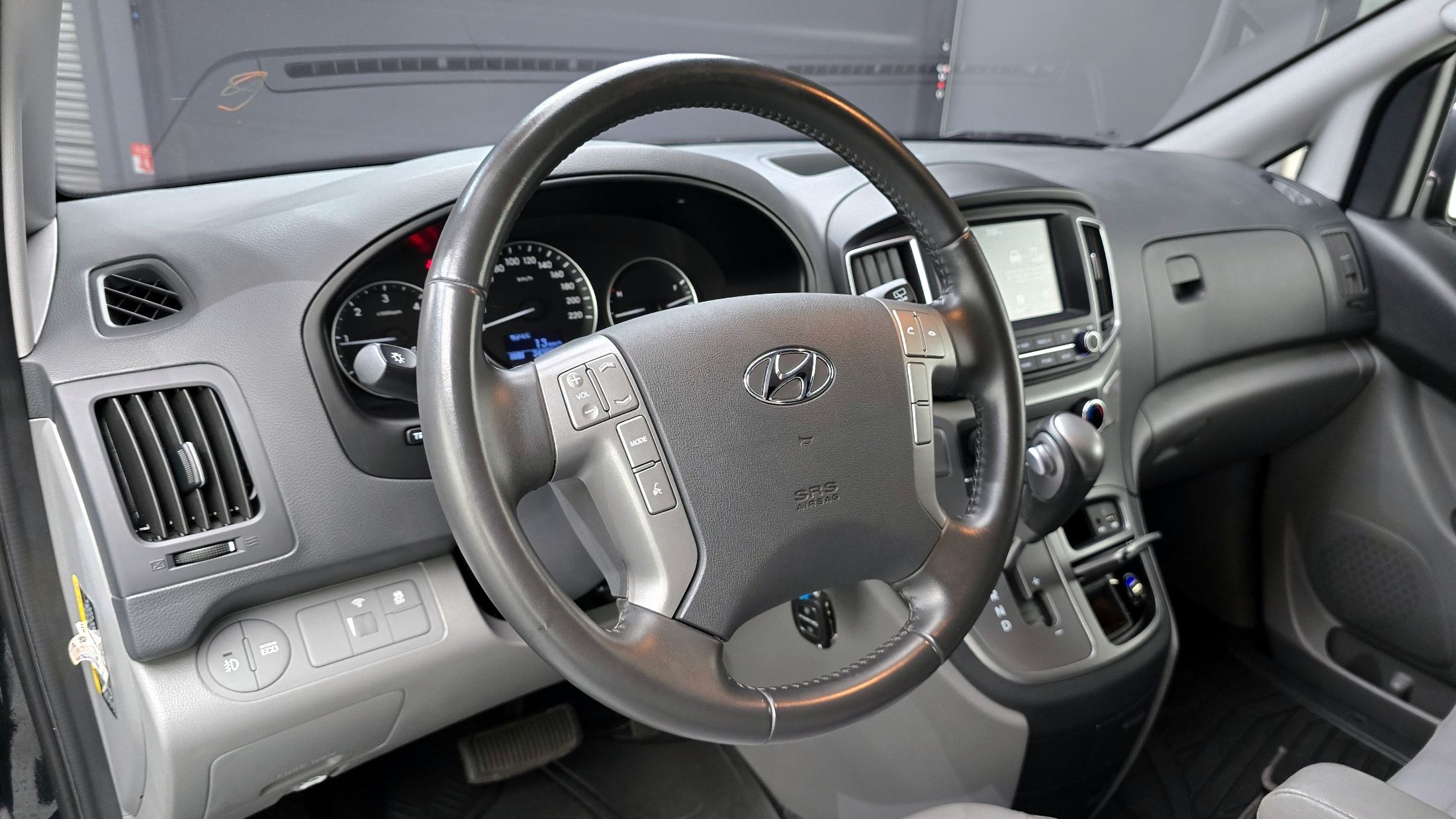 HYUNDAI STAREX GRAND 2021