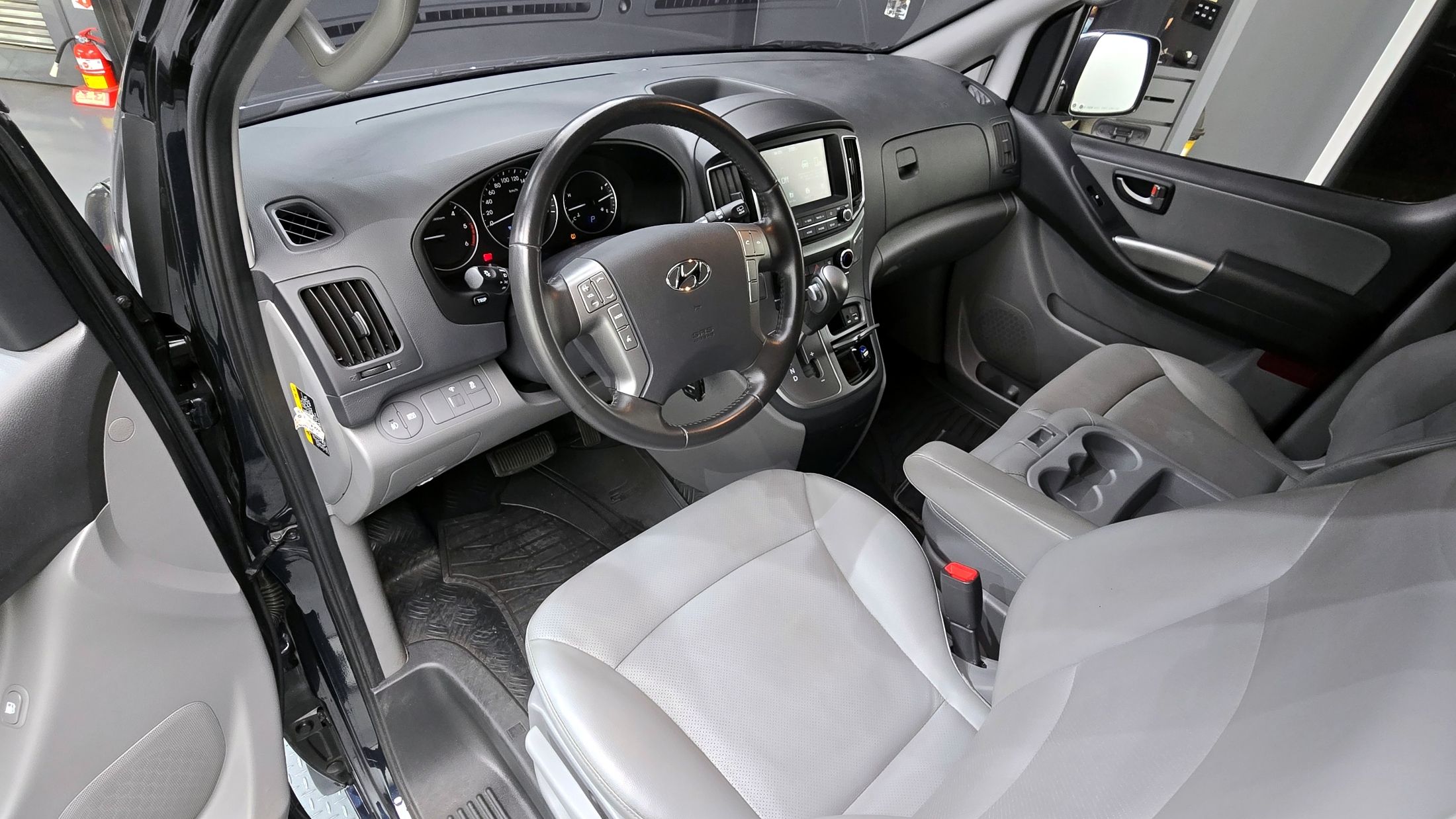 HYUNDAI STAREX GRAND 2021