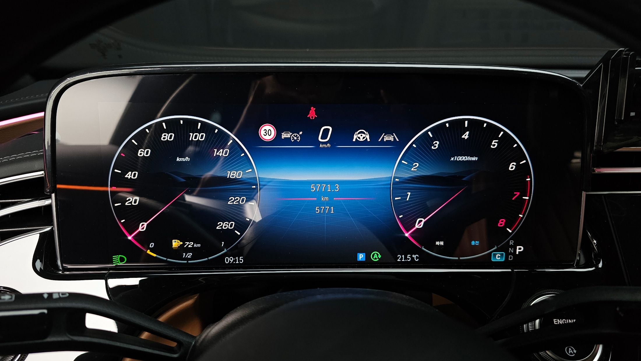 MERCEDES BENZ E-CLASS W214