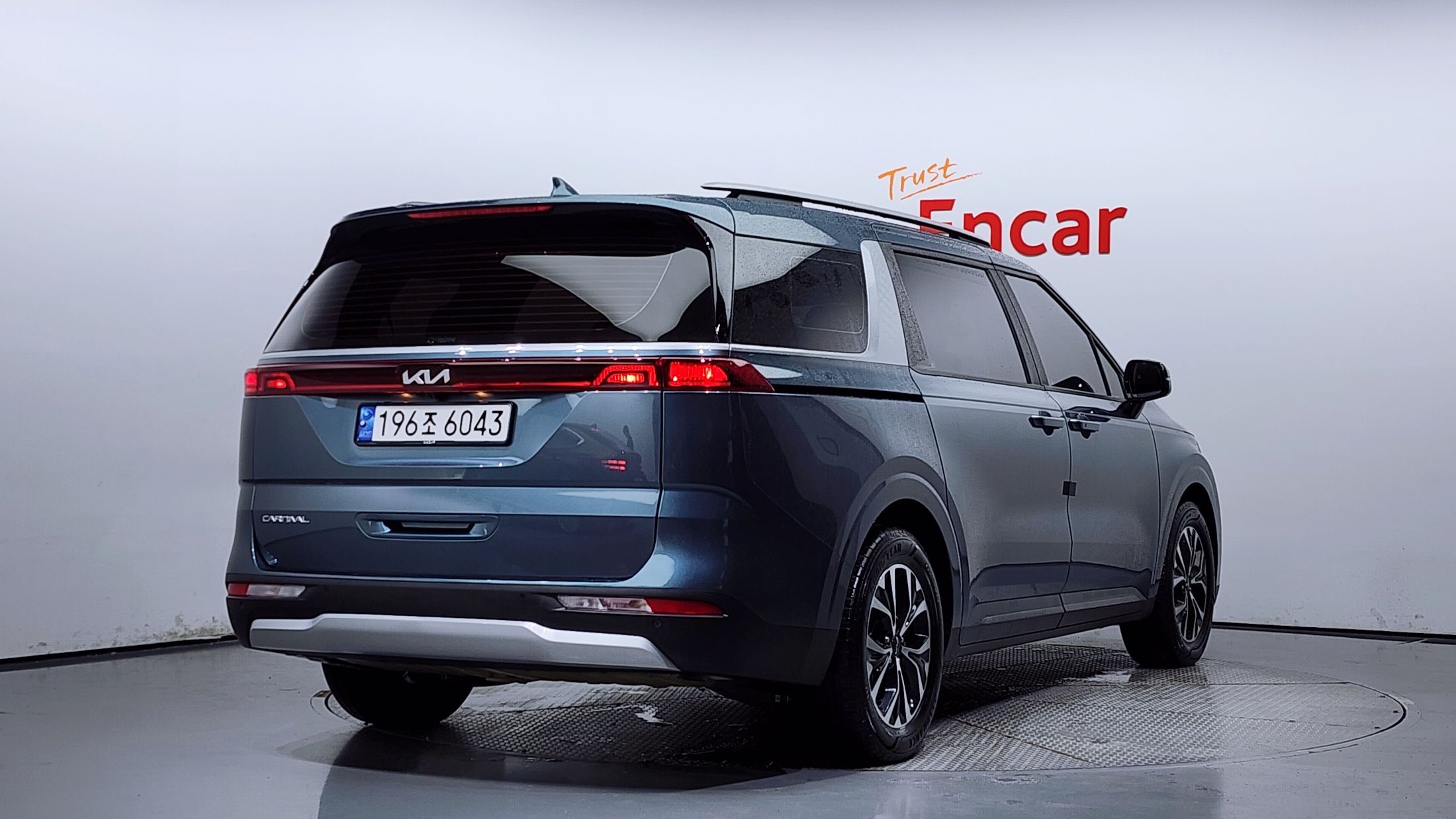 KIA CARNIVAL 2022
