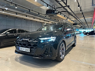 audi sq7-4m