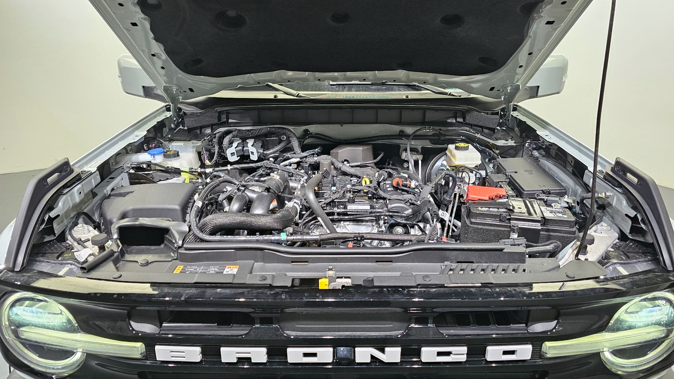 FORD BRONCO