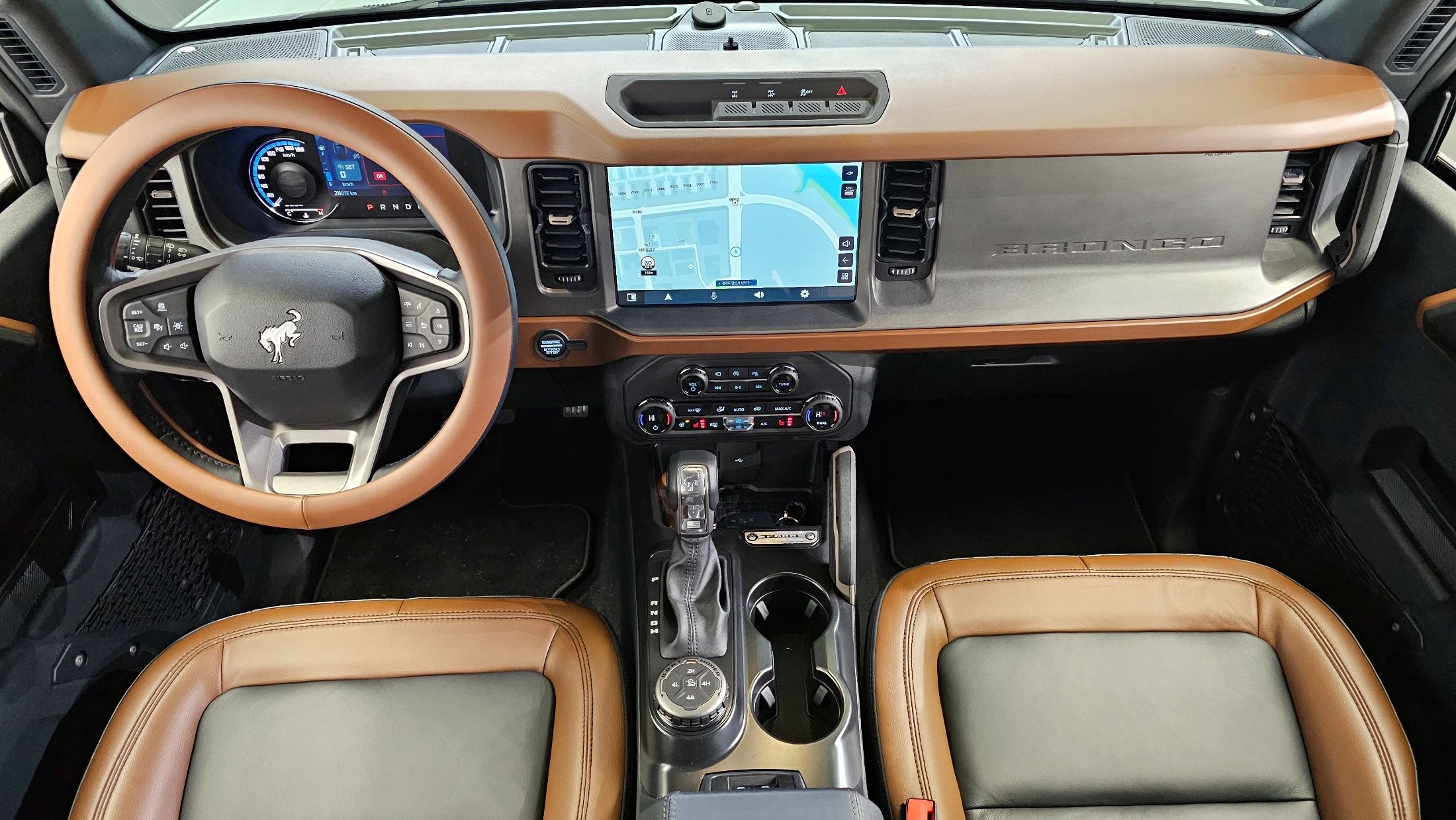 FORD BRONCO