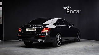 MERCEDES BENZ E-CLASS W213 2020