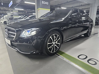 MERCEDES BENZ E-CLASS W213 2016