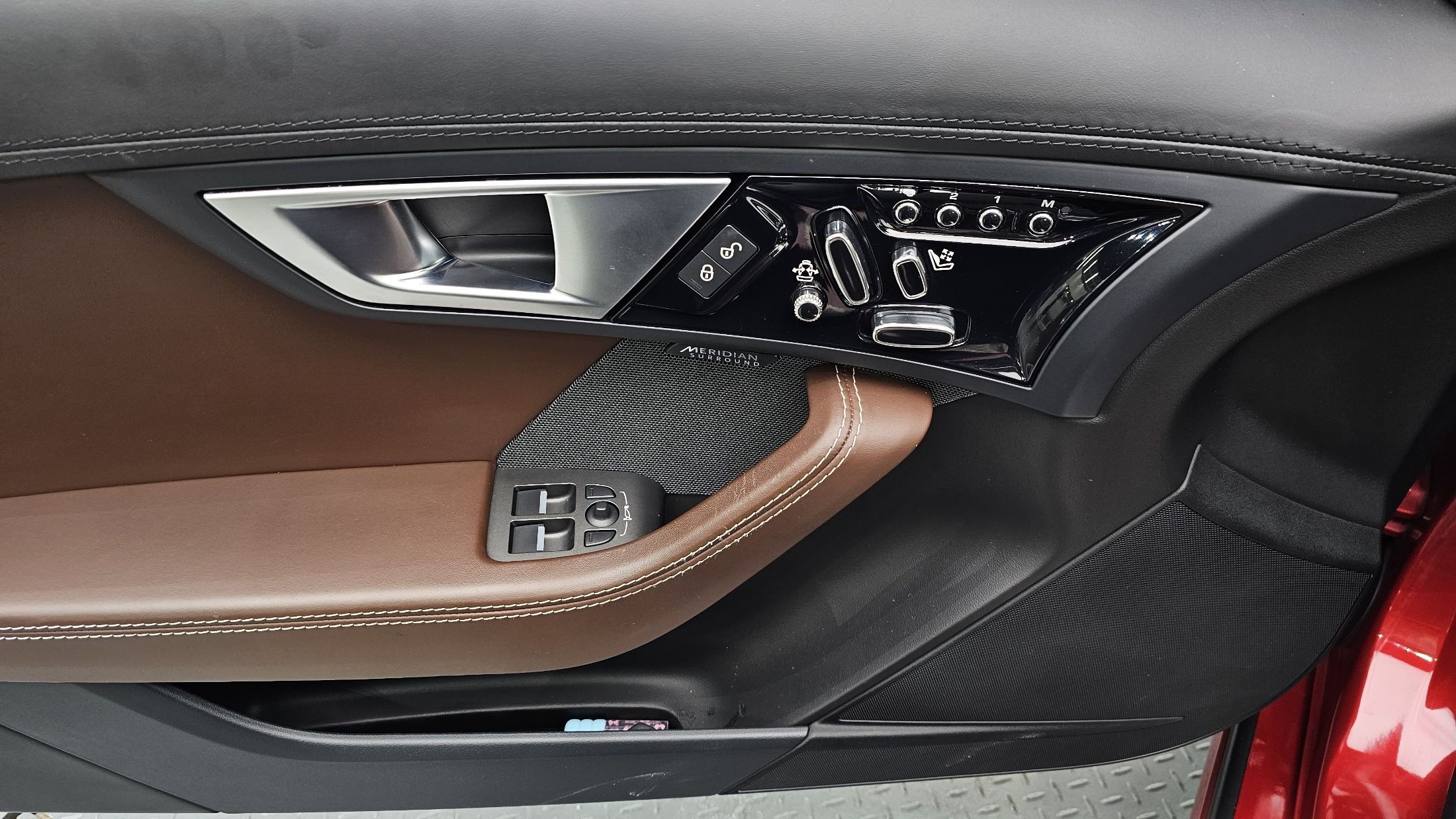 JAGUAR F-TYPE 2015