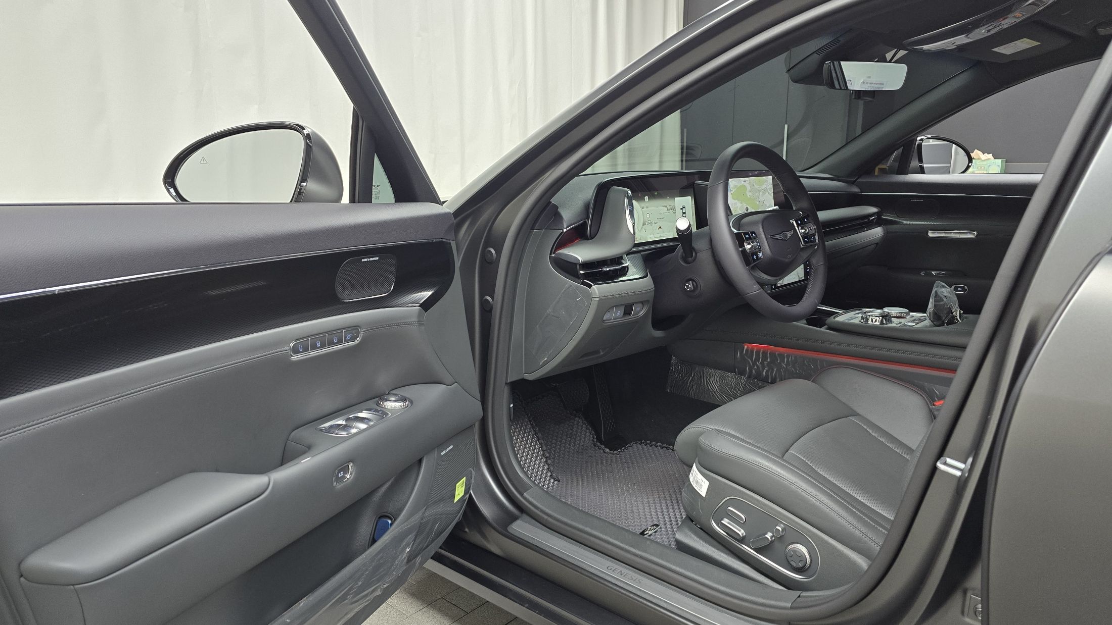 GENESIS G90 RS4 2024