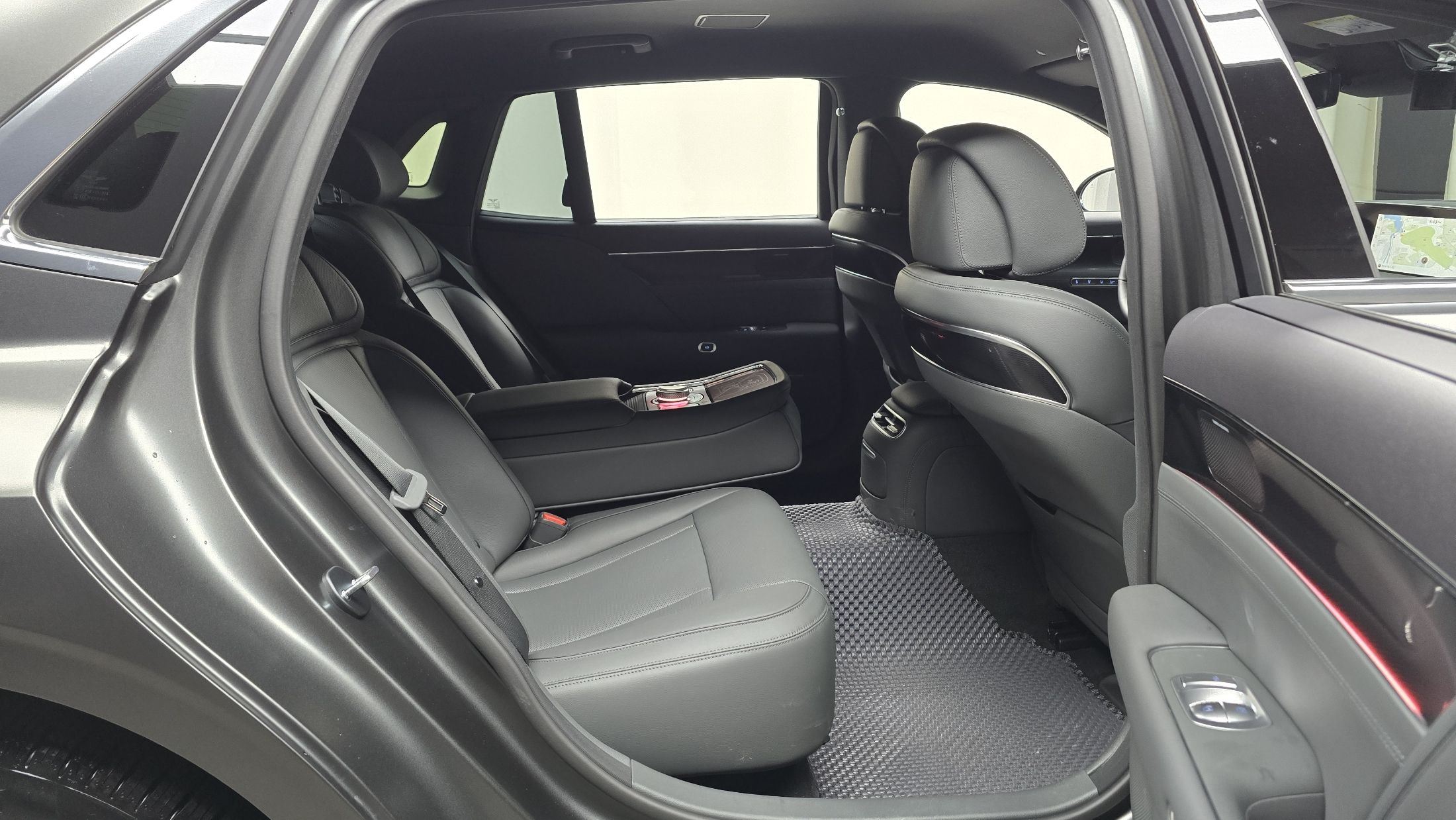 GENESIS G90 RS4 2024