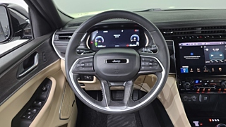 JEEP GRAND CHEROKEE WL 2023