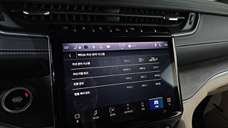 JEEP GRAND CHEROKEE WL 2023