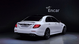 MERCEDES BENZ E-CLASS W213 2018