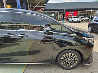 LEXUS LM  2 GENERATION 500h Royal 2024