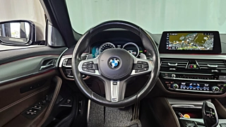 BMW 5-SERIES G30 M550d xDrive 2018