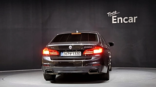 BMW 5-SERIES G30 M550d xDrive 2018