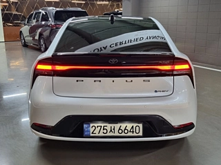 TOYOTA PRIUS 2023