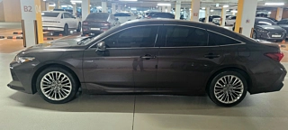 TOYOTA AVALON 2019