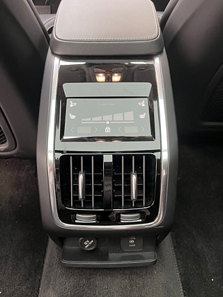 VOLVO S90 2025