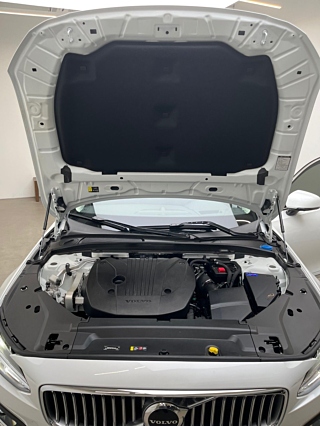 VOLVO S90 2025
