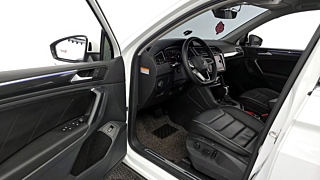 VOLKSWAGEN TIGUAN 2021