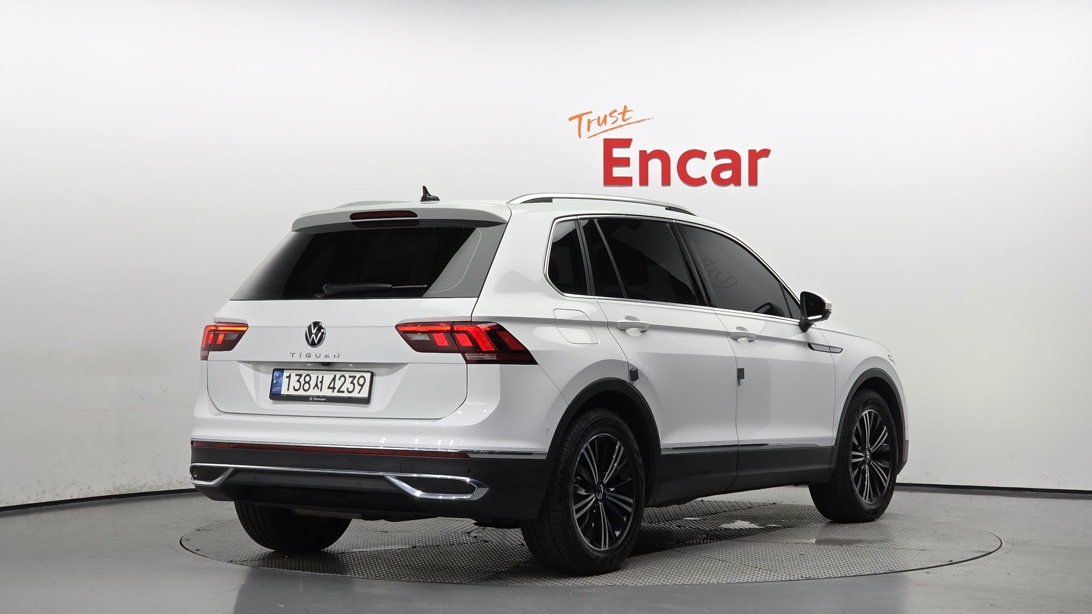 VOLKSWAGEN TIGUAN 2021