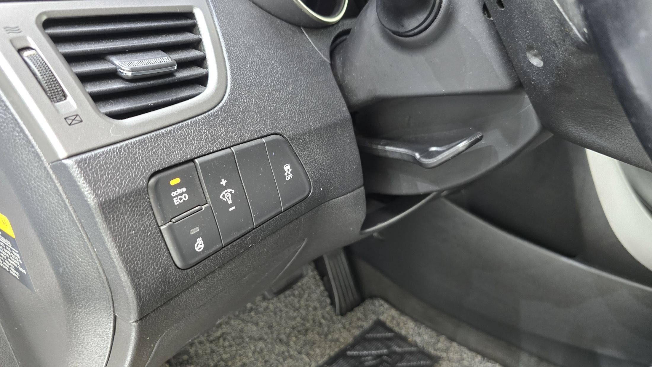 HYUNDAI AVANTE MD 2013