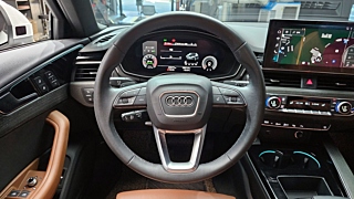 AUDI A4 B9 2023