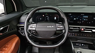 KIA SPORTAGE 2025