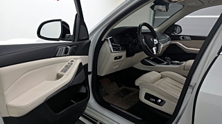 BMW X7 G07 2022