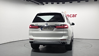 BMW X7 G07 2022