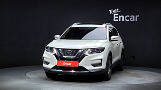 NISSAN X-TRAIL 2018