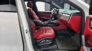 PORSCHE CAYENNE PO536 2021