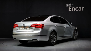 KIA K7 2010