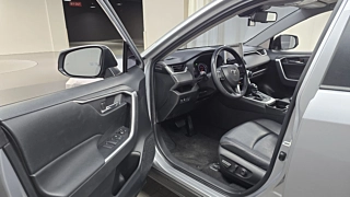 TOYOTA RAV4 2019