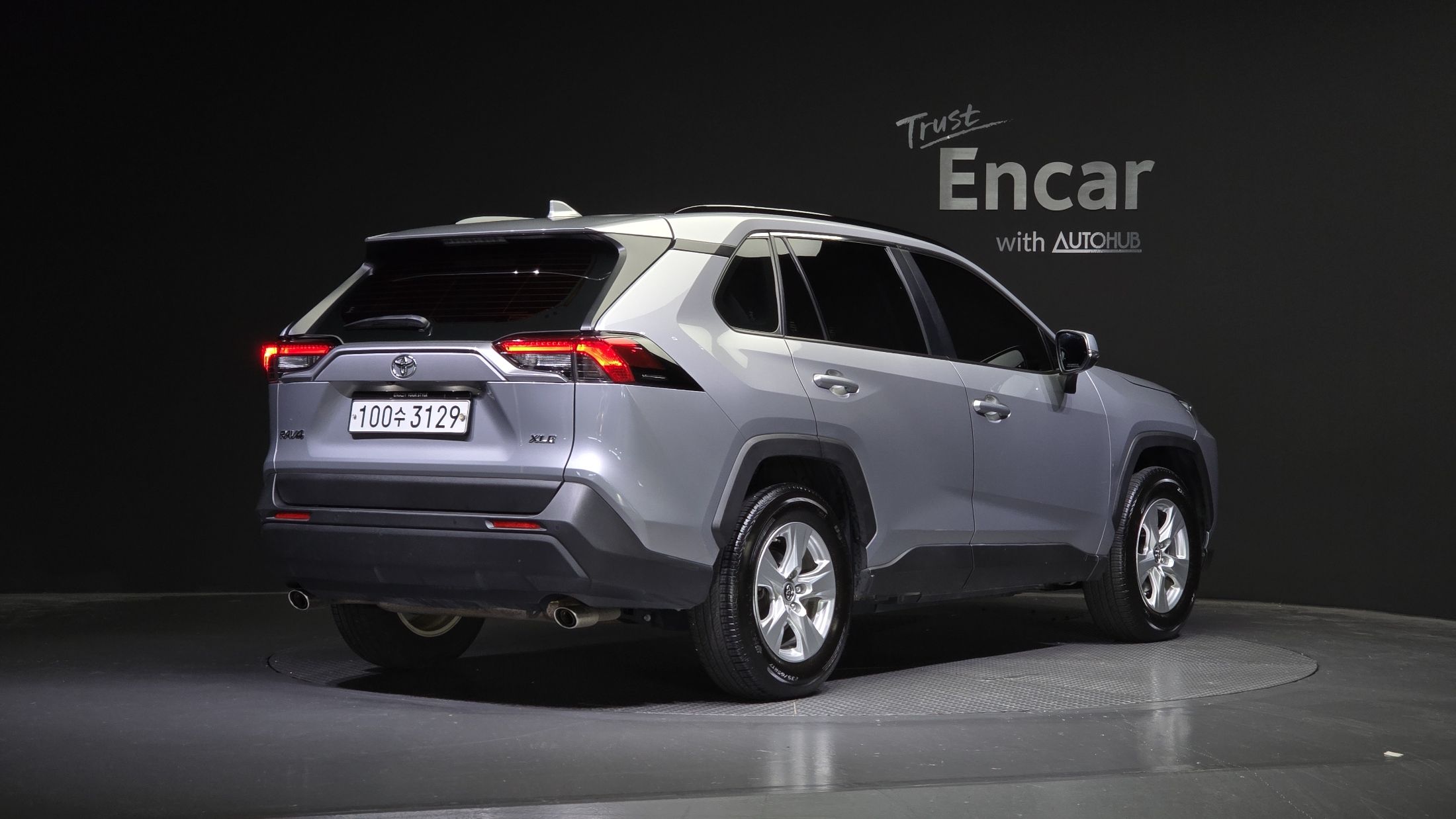 TOYOTA RAV4 2019